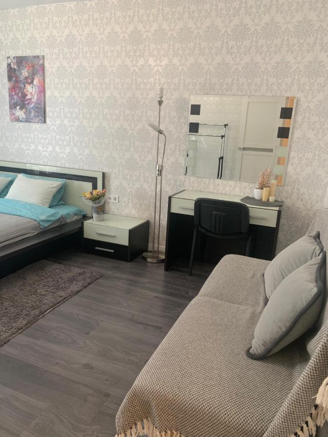 Квартал Apartment Khmel'nyts'kyy Ngoại thất bức ảnh